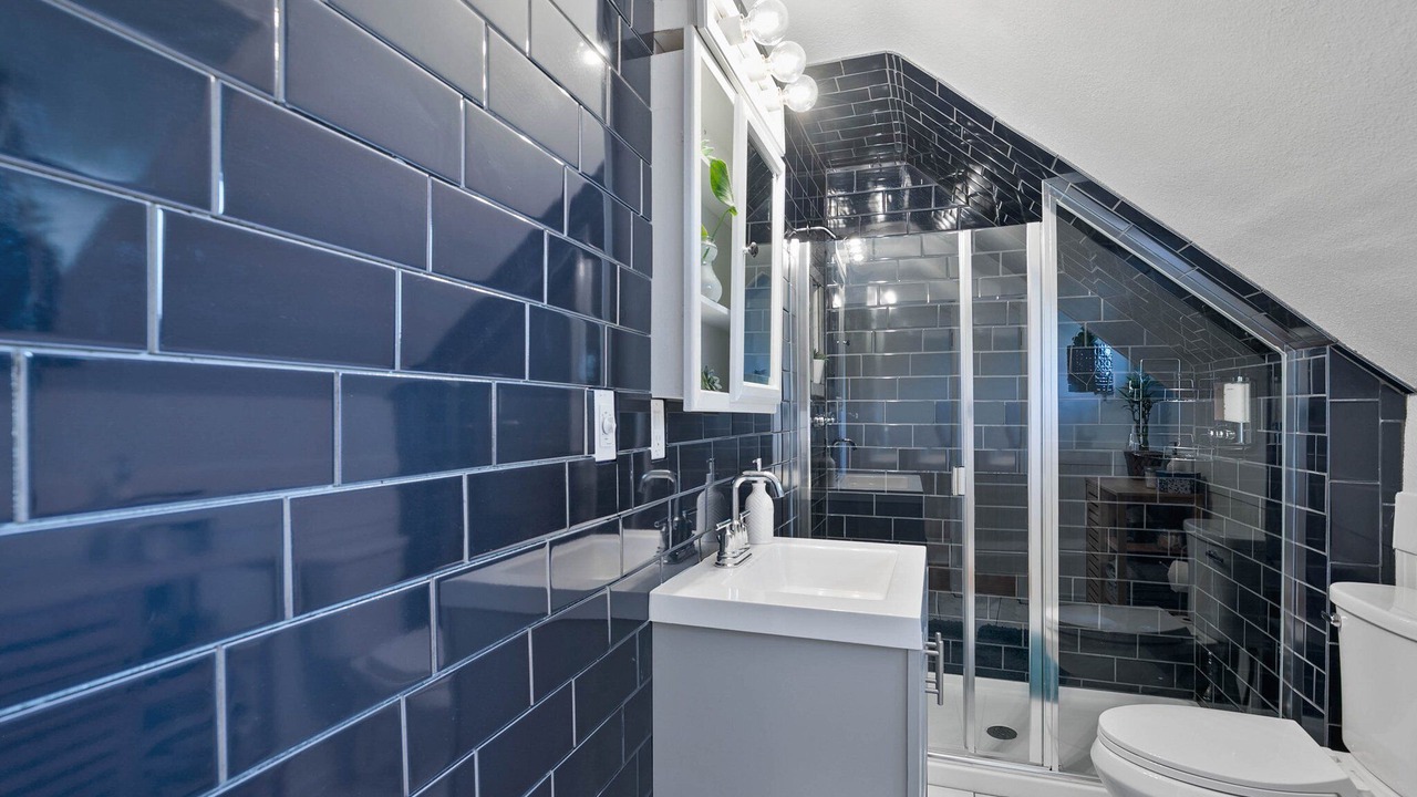 Photo of Bathroom in Logan
