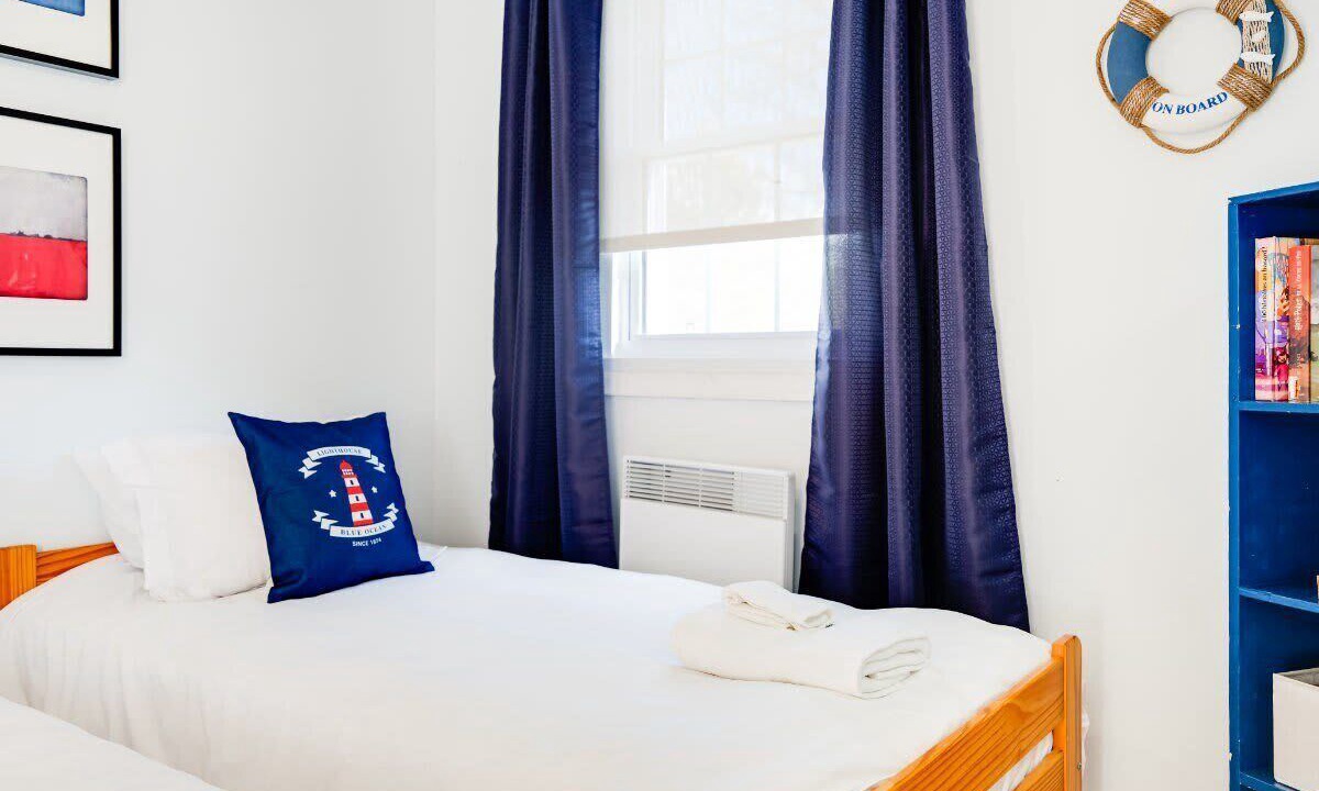 Photo of Bedroom in Aylmer