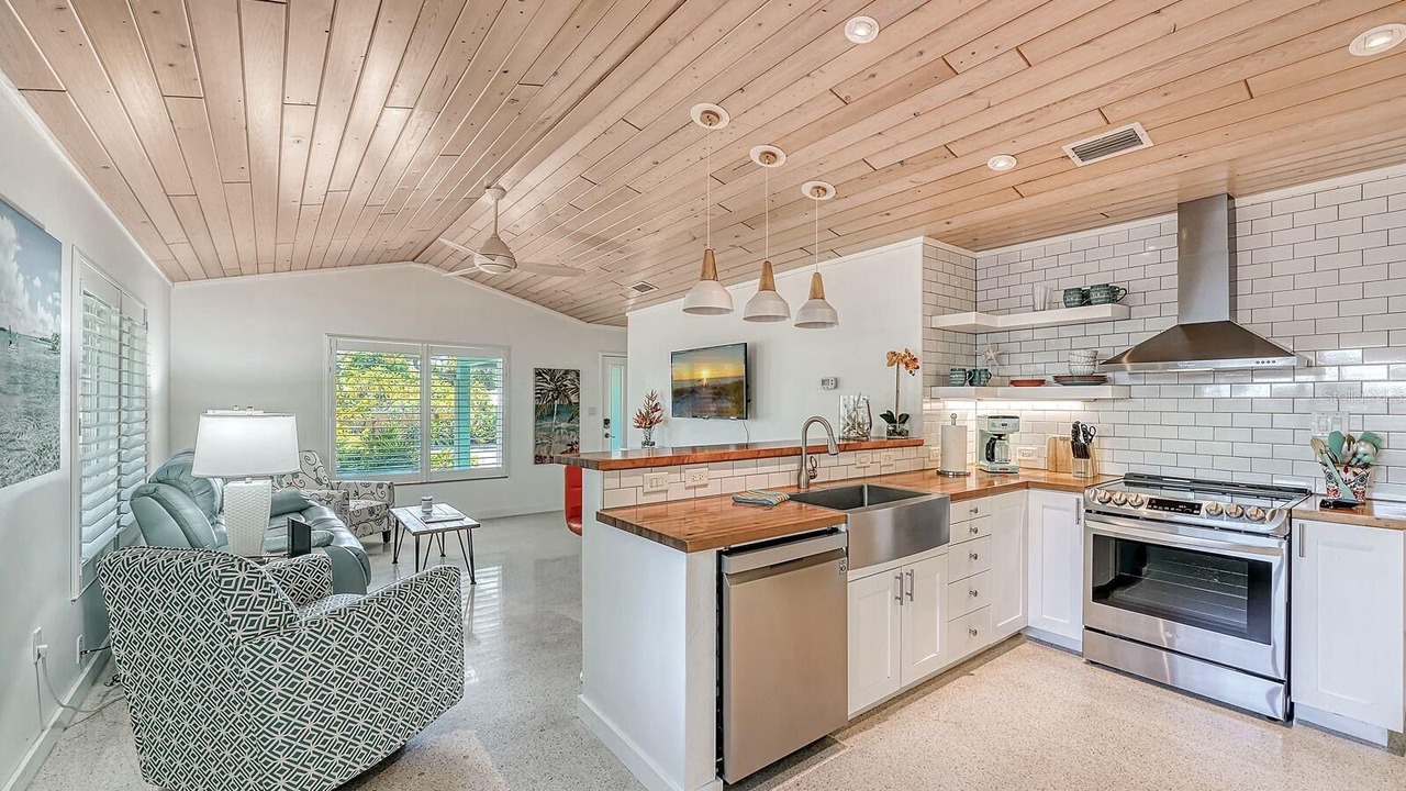Photo of Kitchen in Indian Beach Sapphire Shores