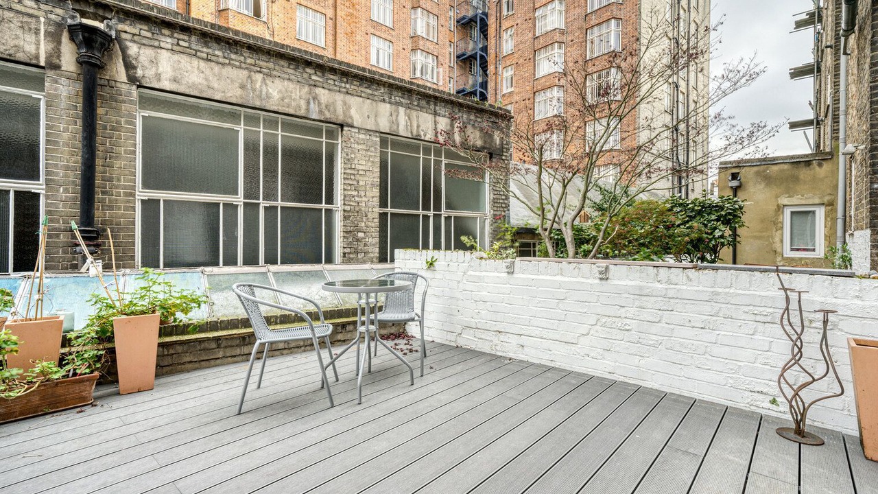 Photo of Outdoor in Bayswater