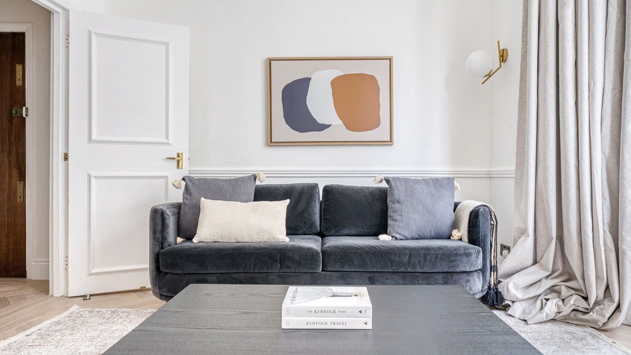 Photo of Livingroom in Bayswater