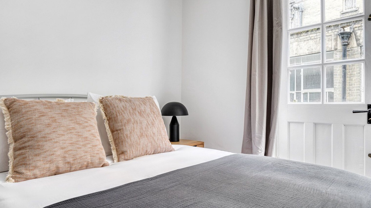 Photo of Bedroom in Bayswater
