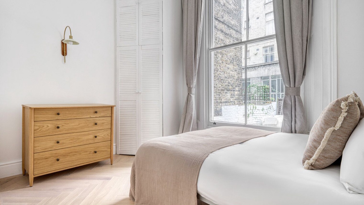 Photo of Bedroom in Bayswater