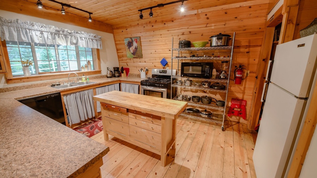 Photo of Kitchen in Lazy Acres