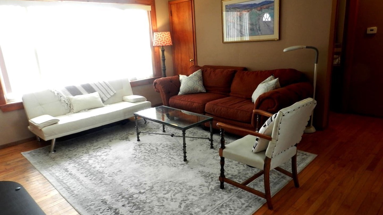 Photo of Livingroom in Monona