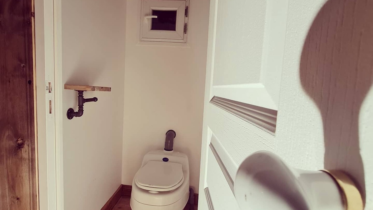 Photo of Bathroom in Saint-Germain-des-Champs