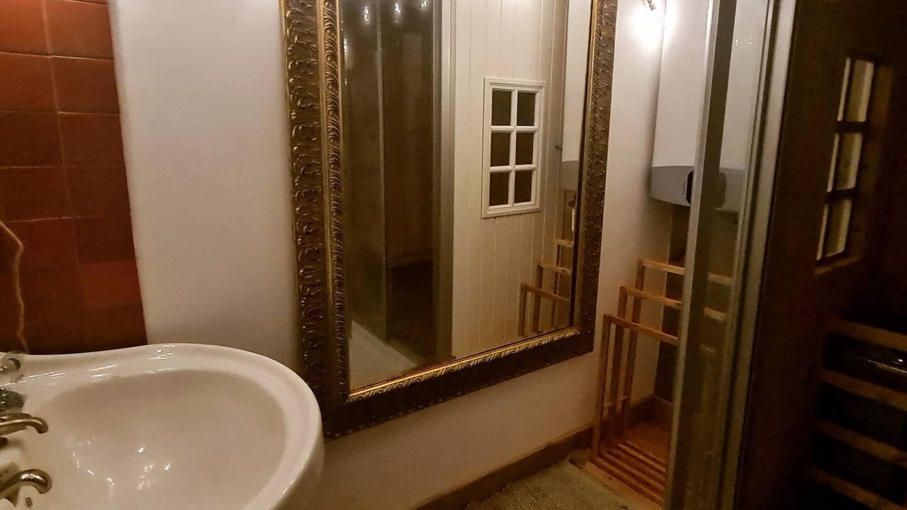 Photo of Bathroom in Saint-Germain-des-Champs