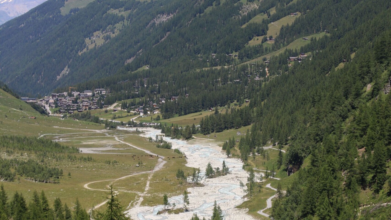 Photo of Others in Zinal