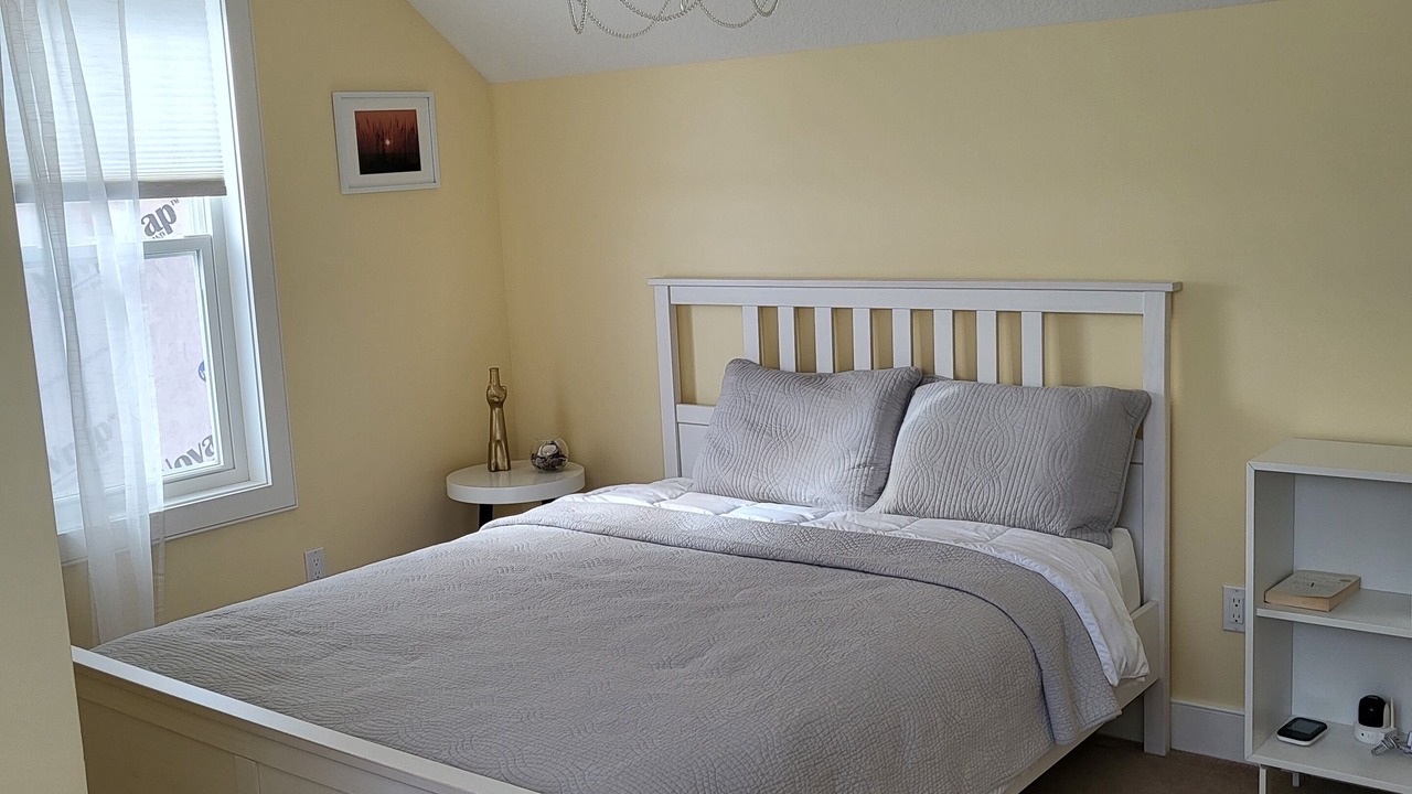 Photo of Bedroom in Grand Bend