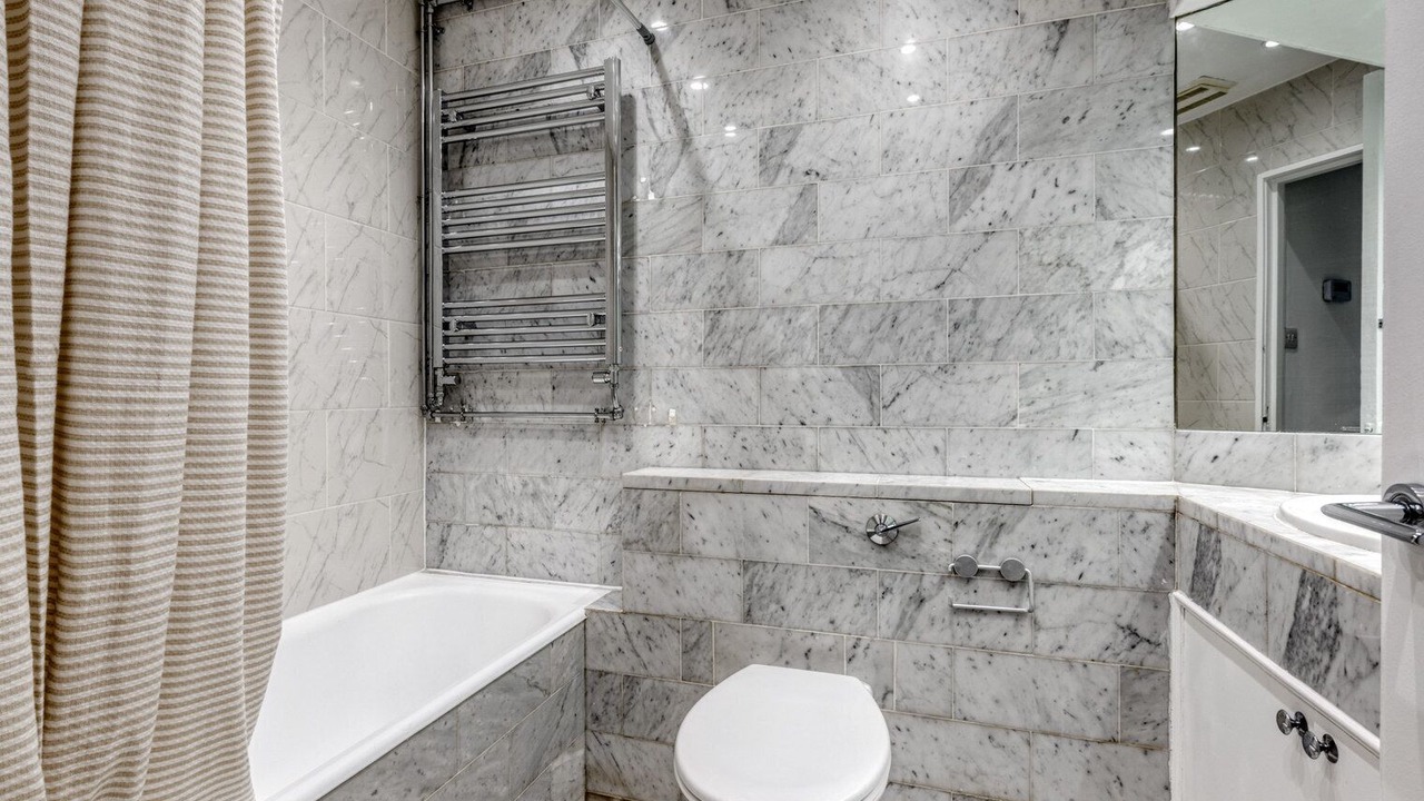 Photo of Bathroom in Bayswater