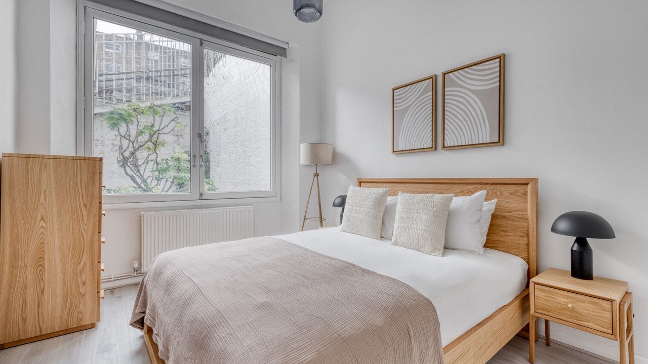 Photo of Bedroom in Bayswater