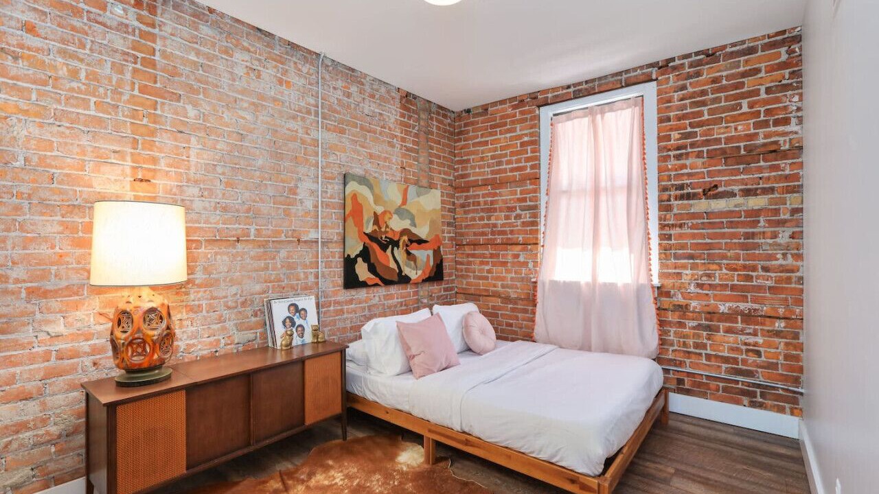 Photo of Bedroom in Detroit