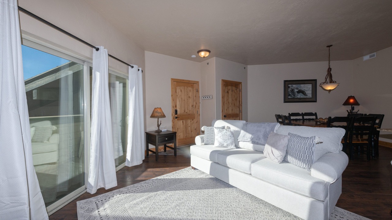 Photo of Livingroom in Kimball Junction