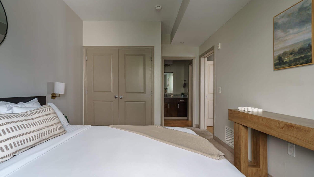Photo of Bedroom in Downtown Columbus