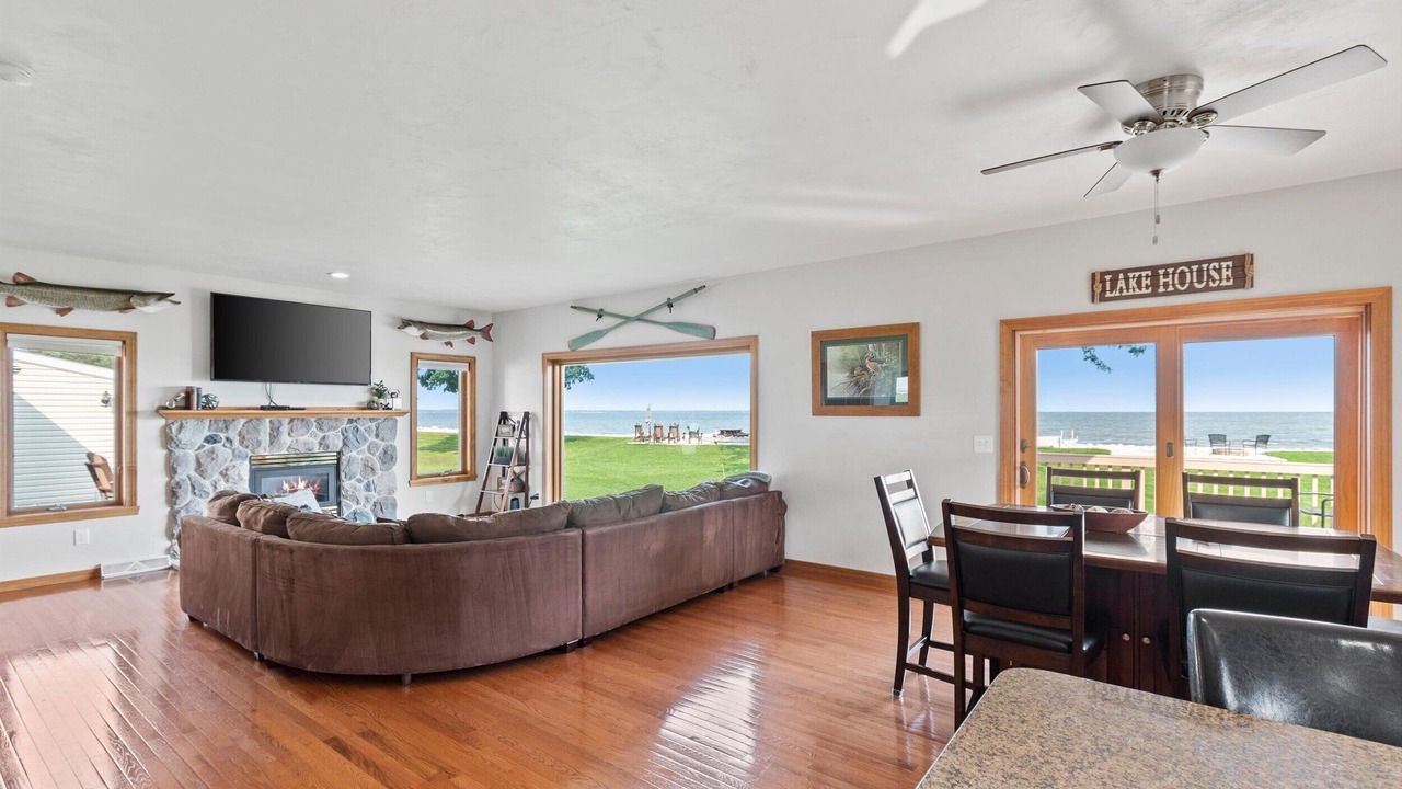 Photo of Livingroom in Green Bay