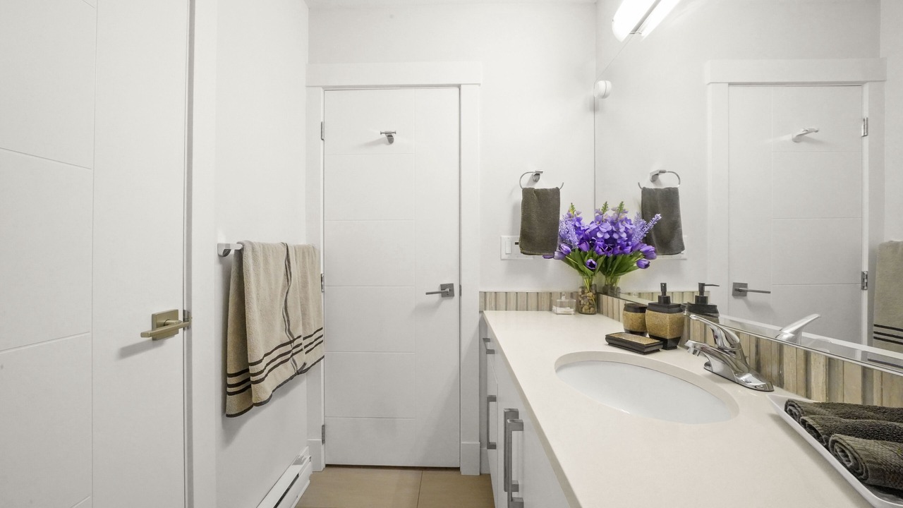 Photo of Bathroom in Cloverdale