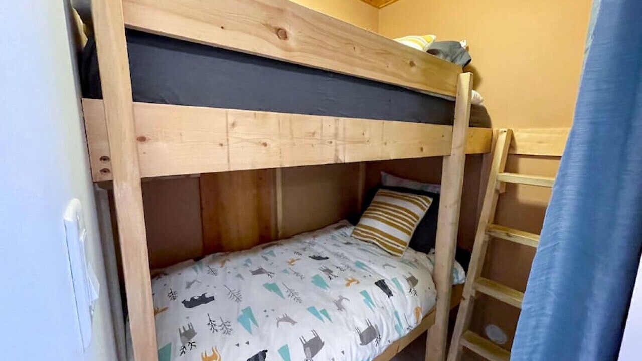 Photo of Bedroom in Okanagan-Similkameen