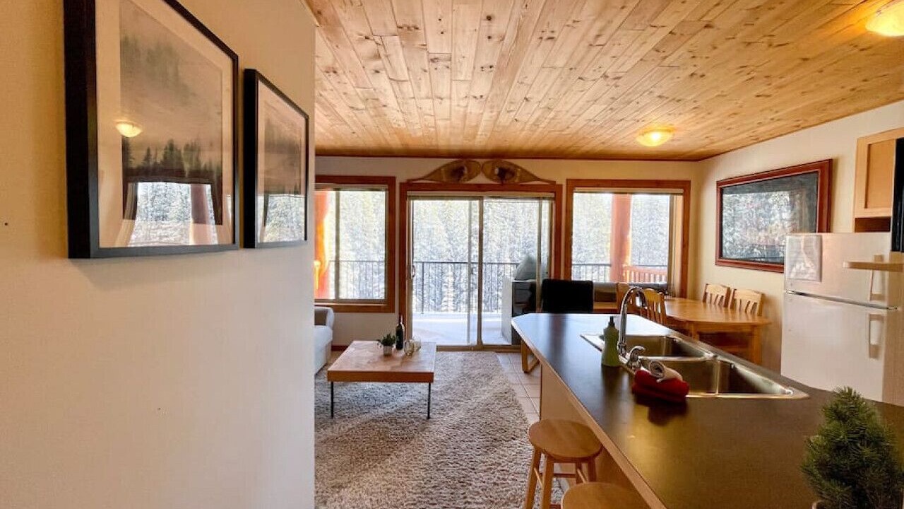 Photo of Livingroom in Okanagan-Similkameen