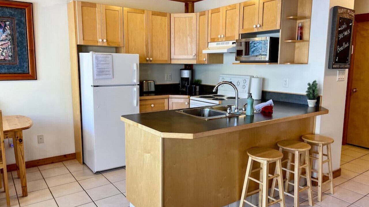 Photo of Kitchen in Okanagan-Similkameen