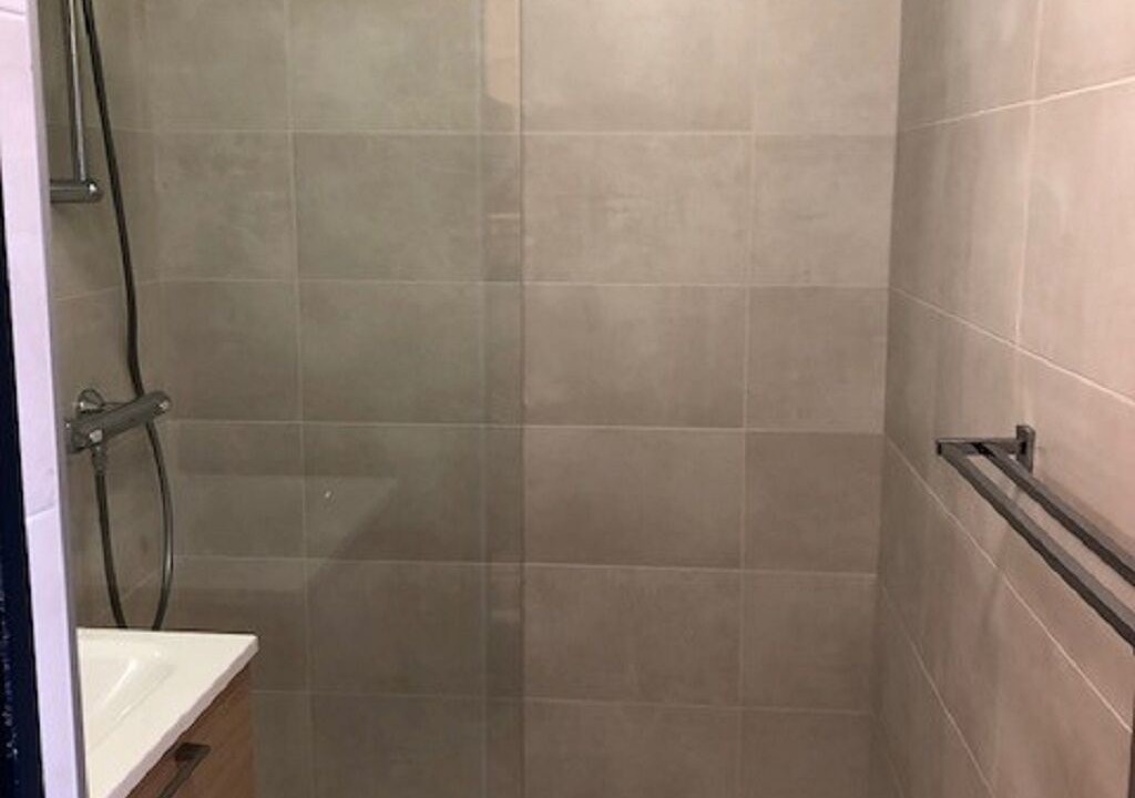 Photo of Bathroom in Le Grau-Du-Roi