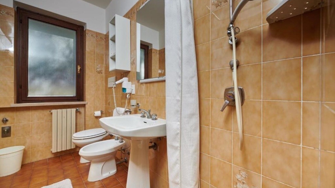 Photo of Bathroom in Cassone