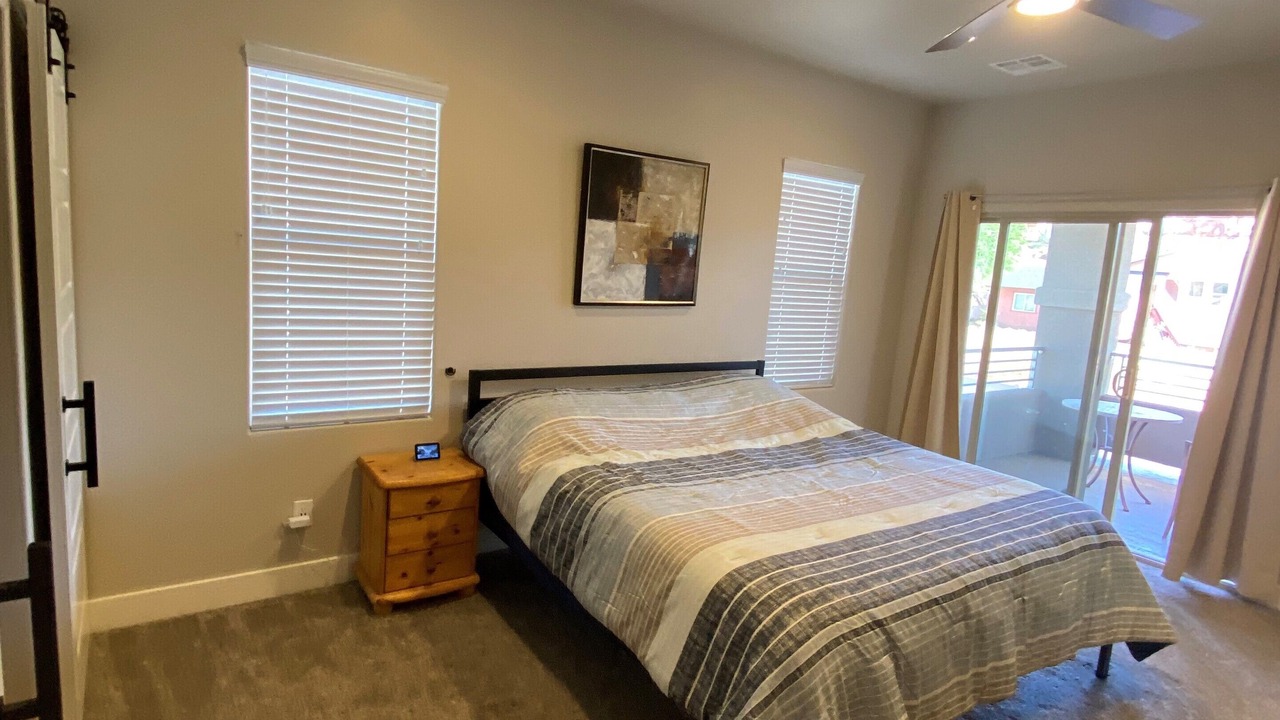 Photo of Bedroom in Hildale