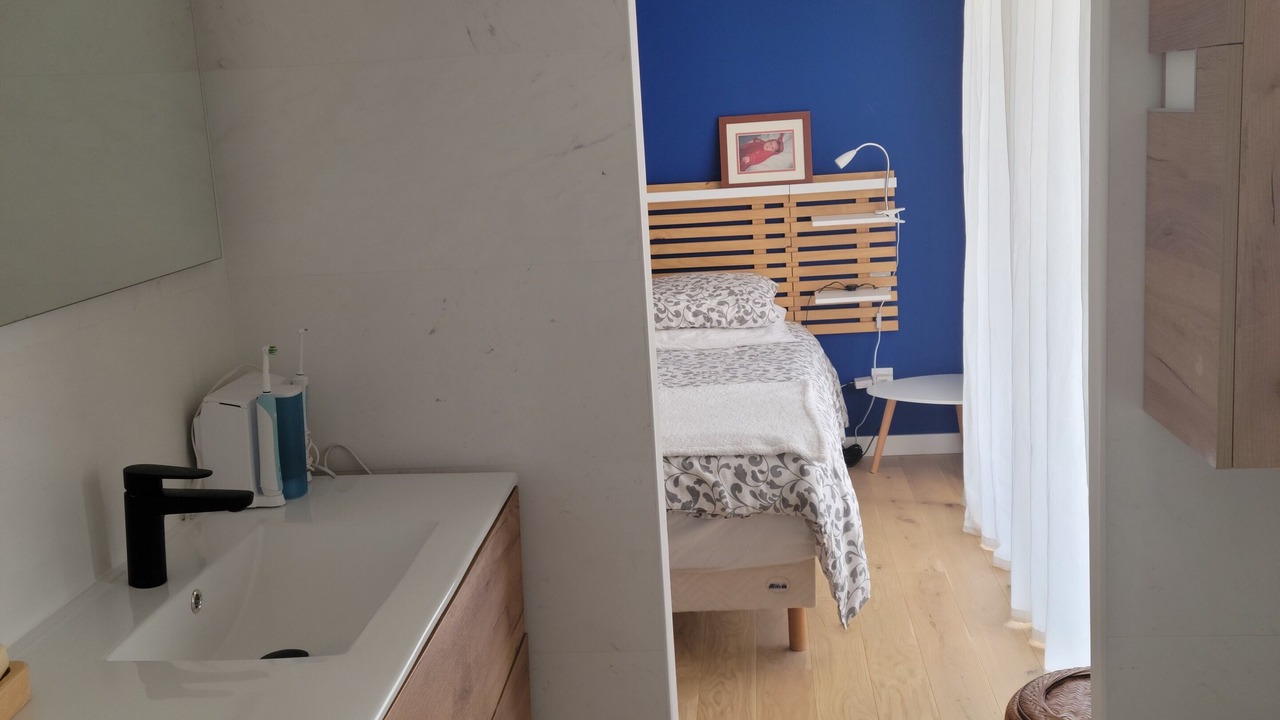 Photo of Bathroom in Lunel