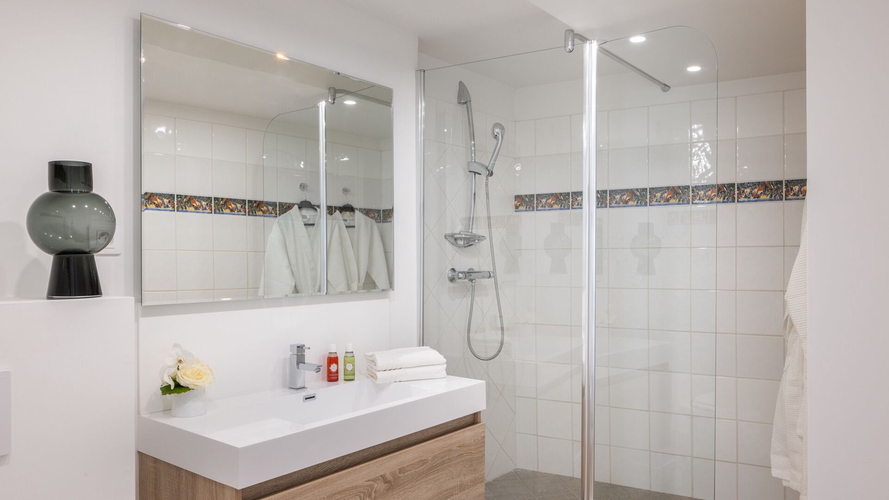 Photo of Bathroom in Nogent-le-Roi
