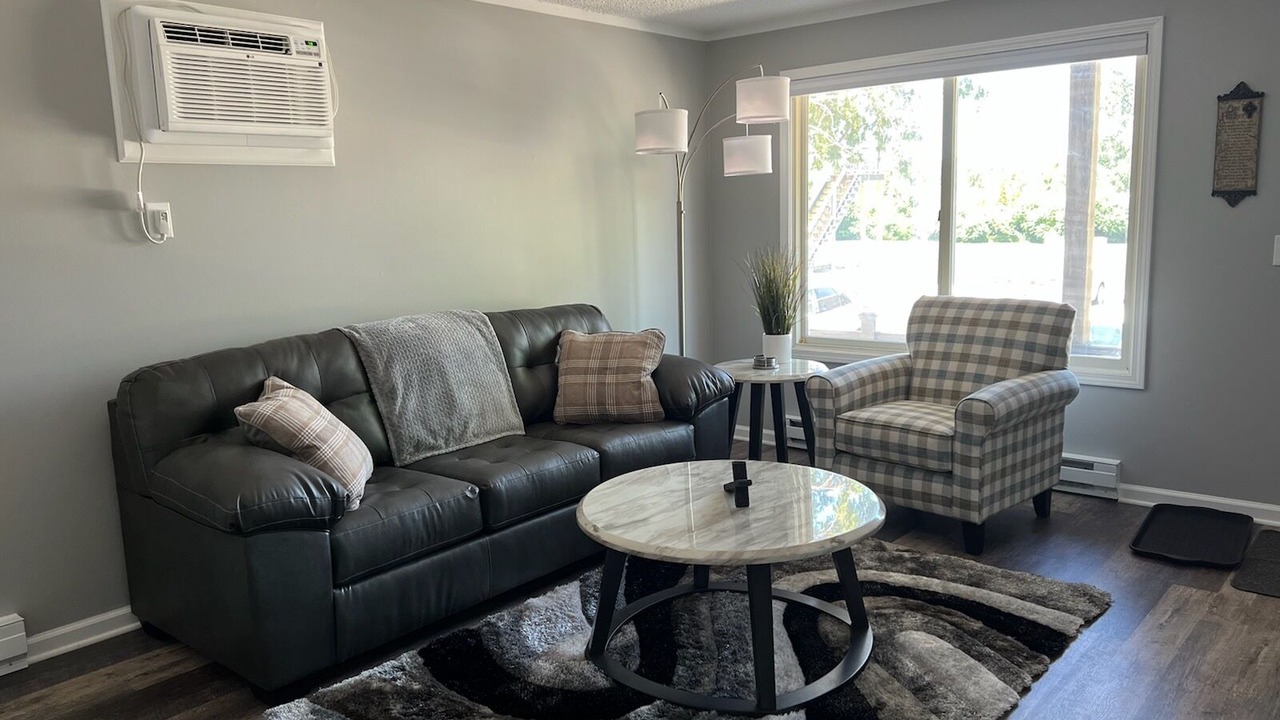 Photo of Bedroom in Holly