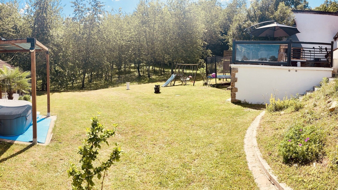 Photo of Outdoor in Vievy