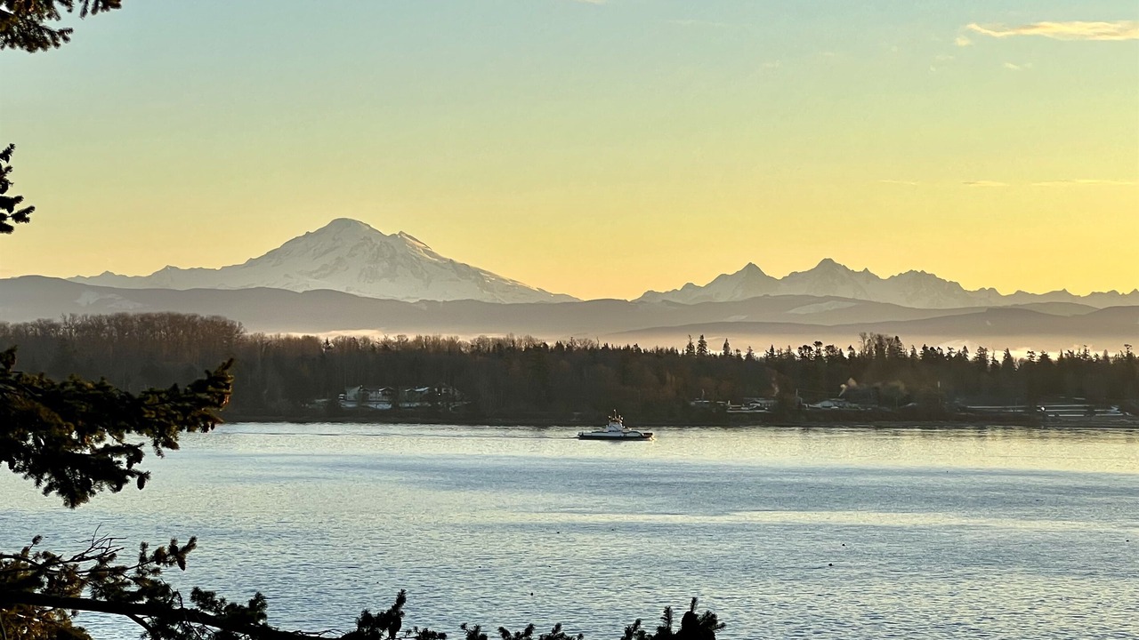 Photo of Others in Lummi Island