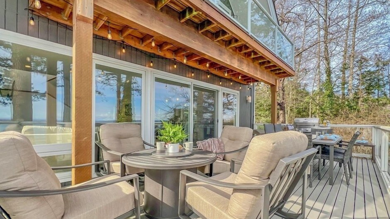 Photo of Bedroom in Lummi Island