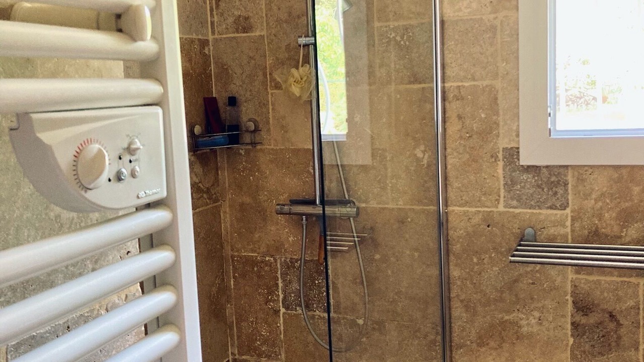 Photo of Bathroom in Ventenac-Cabardes
