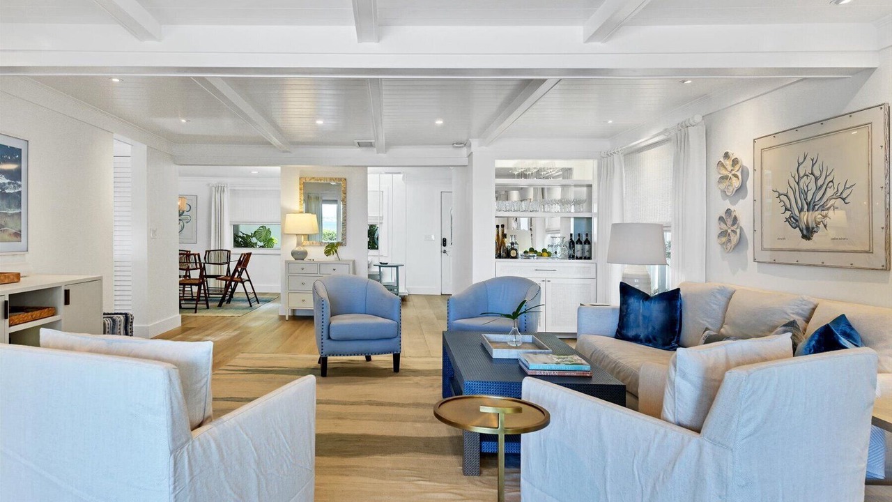 Photo of Livingroom in Cherokee Park