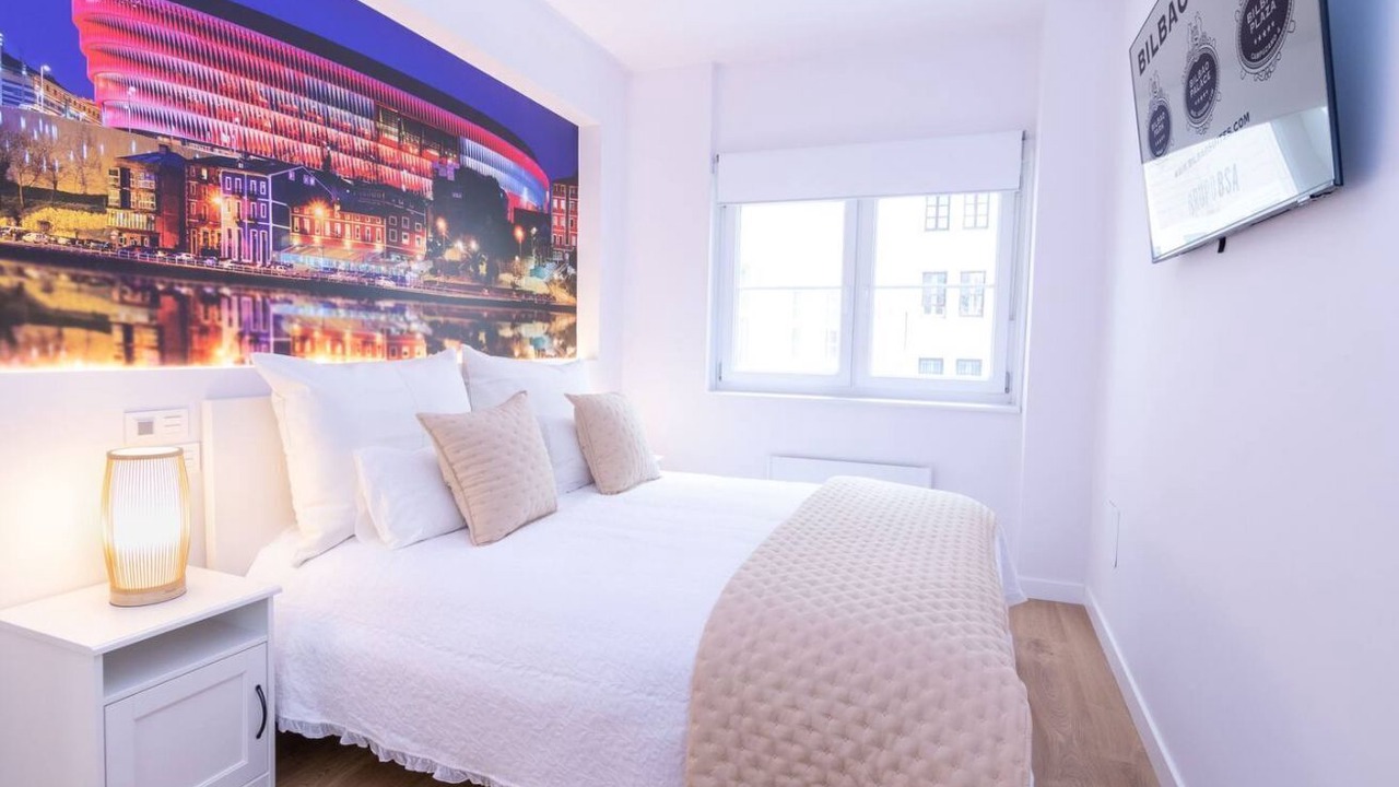 Photo of Bedroom in Bilbao City Centre