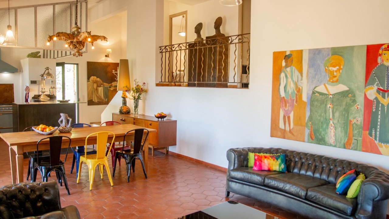 Photo of Livingroom in Entrecasteaux