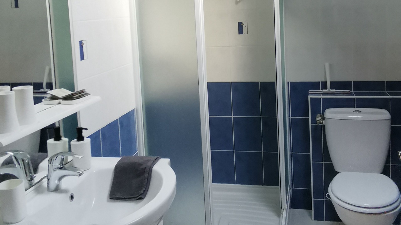 Photo of Bathroom in Saint-Georges-sur-Cher