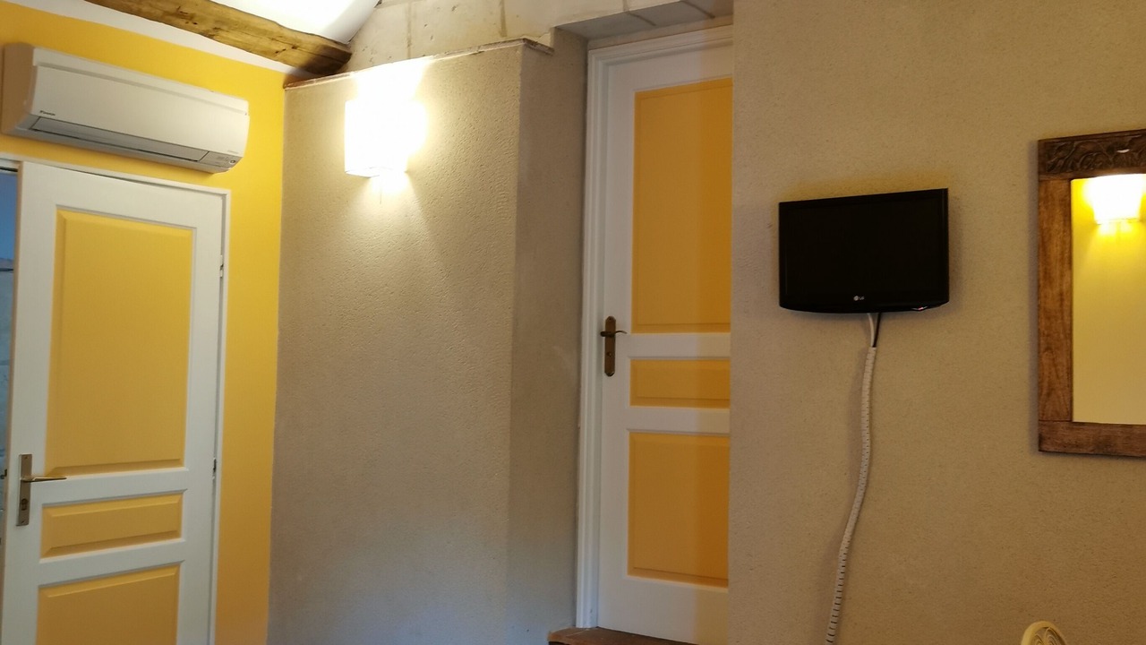 Photo of Bedroom in Saint-Georges-sur-Cher
