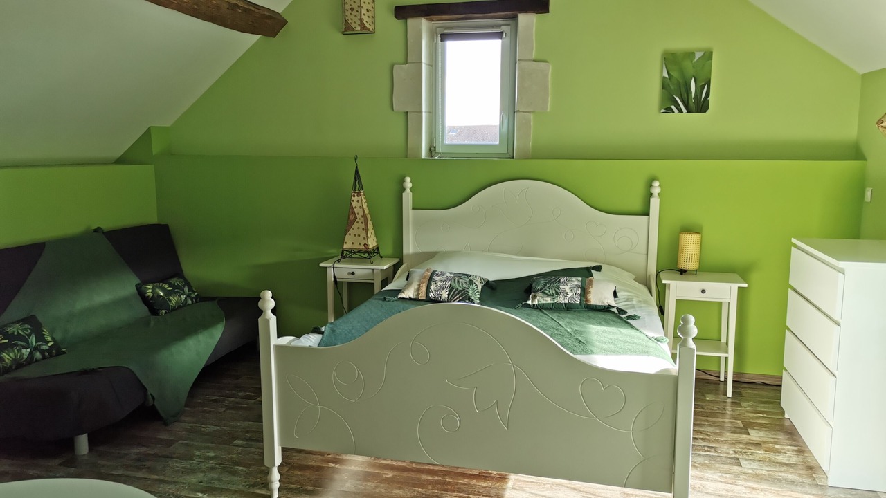 Photo of Bedroom in Saint-Georges-sur-Cher