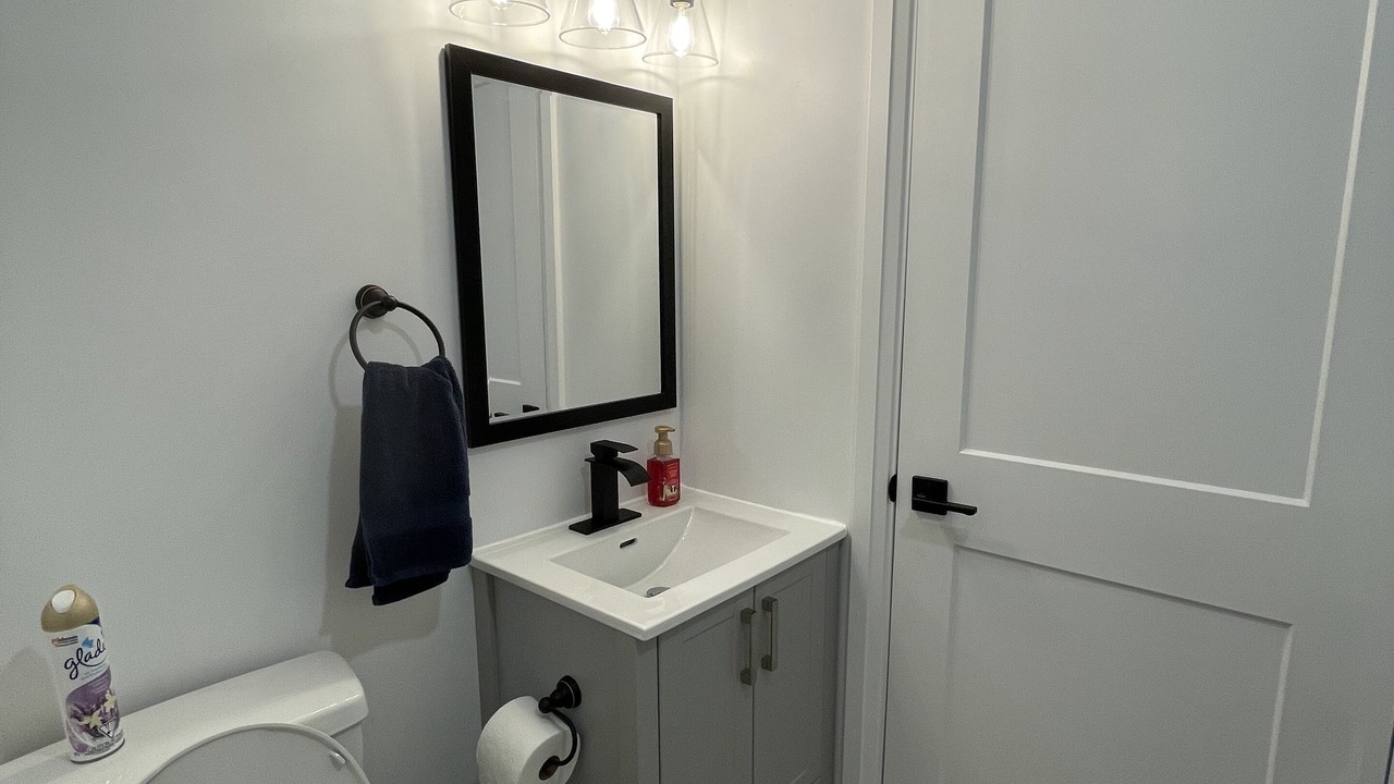Photo of Bathroom in Port Burwell