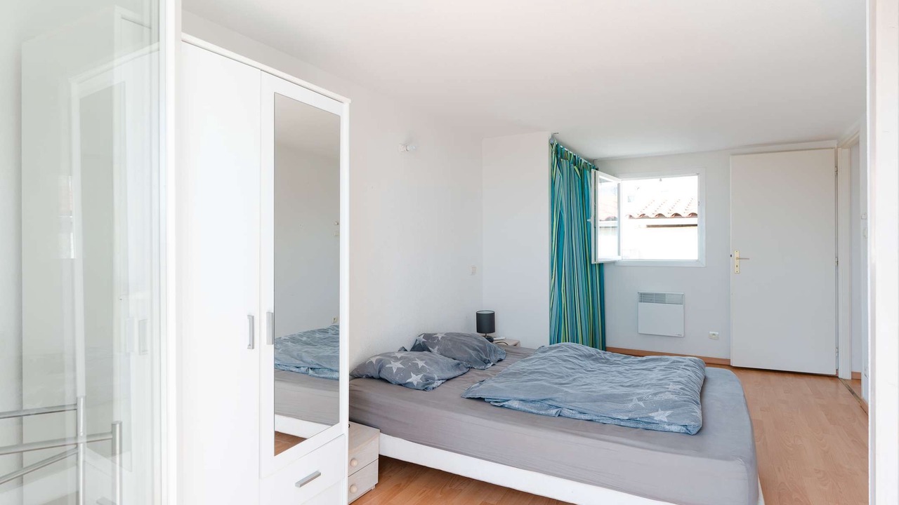 Photo of Bedroom in Saint-Pierre-la-Mer