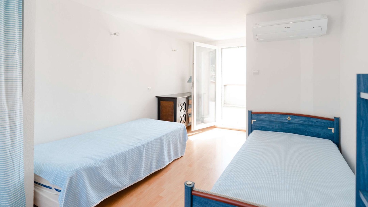 Photo of Bedroom in Saint-Pierre-la-Mer