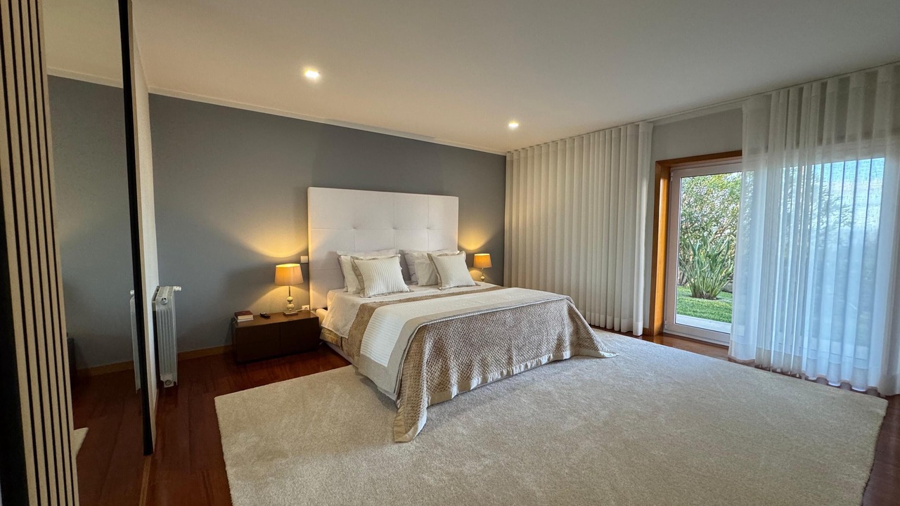 Photo of Bedroom in Portela