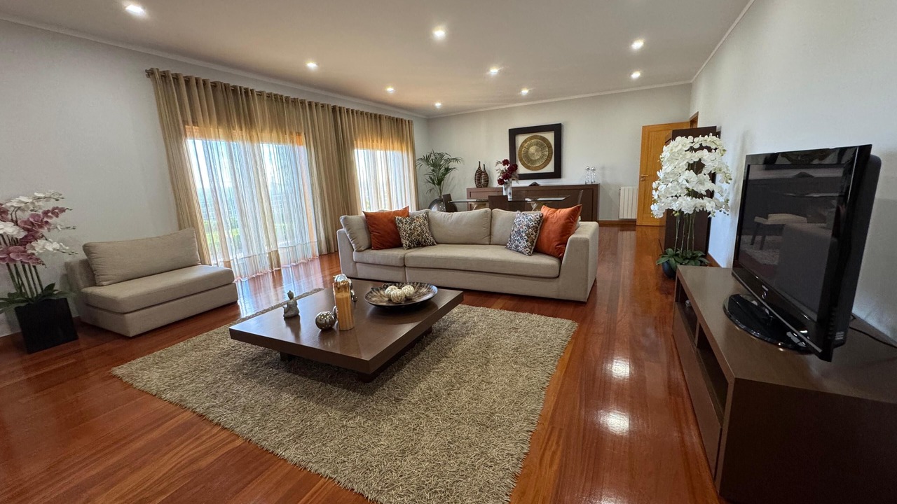Photo of Livingroom in Portela