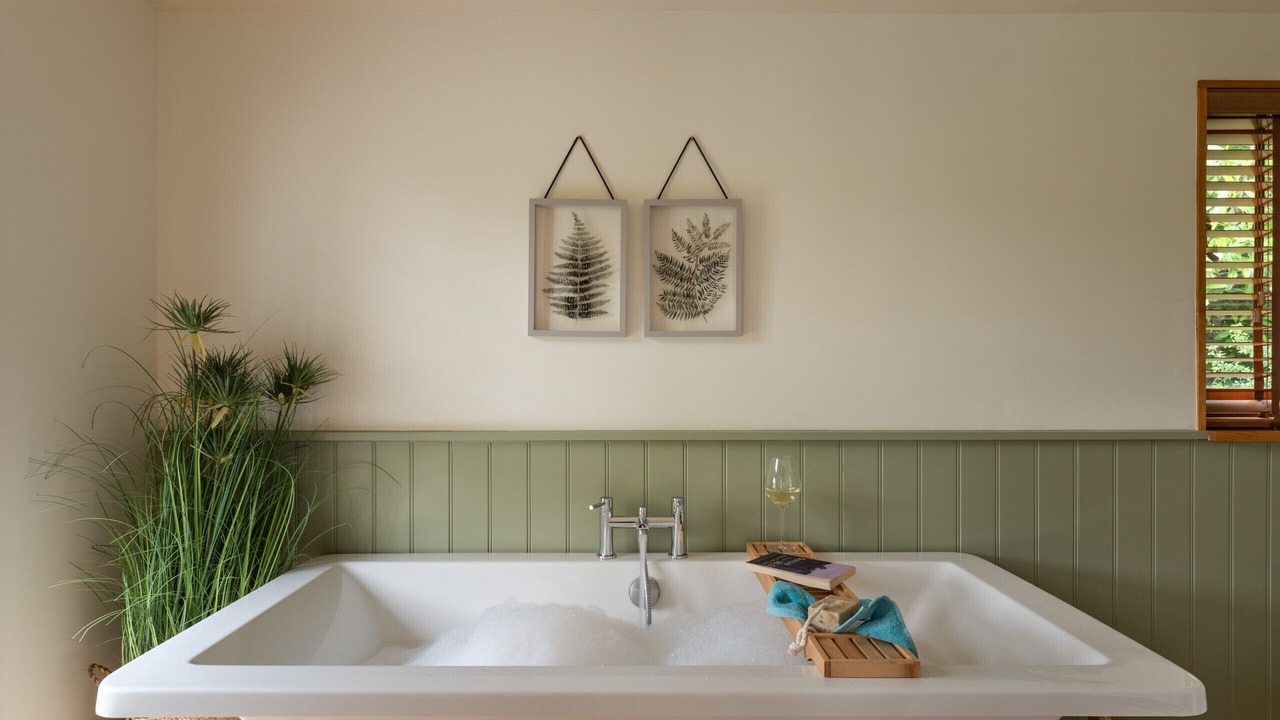 Photo of Bathroom in Heligan