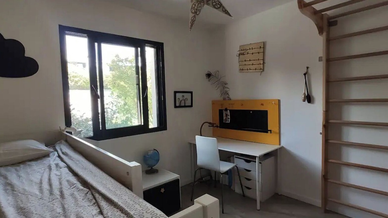 Photo of Bedroom in Gradignan