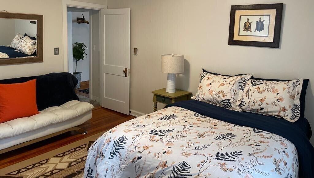 Photo of Bedroom in Phoenicia