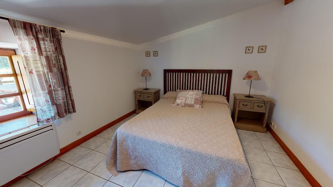 Photo of Bedroom in Les Martys