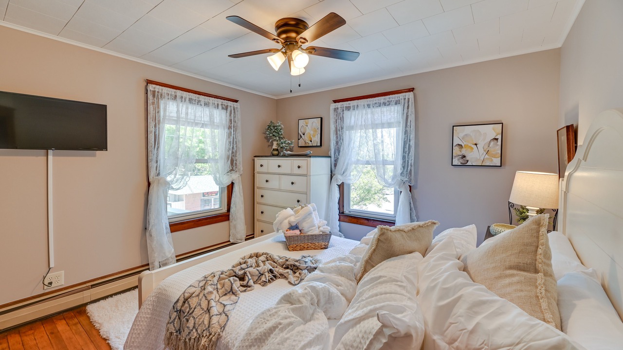 Photo of Bedroom in Hammondsport