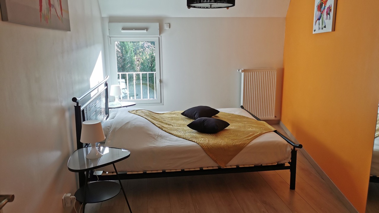 Photo of Bedroom in Saint-Georges-sur-Cher